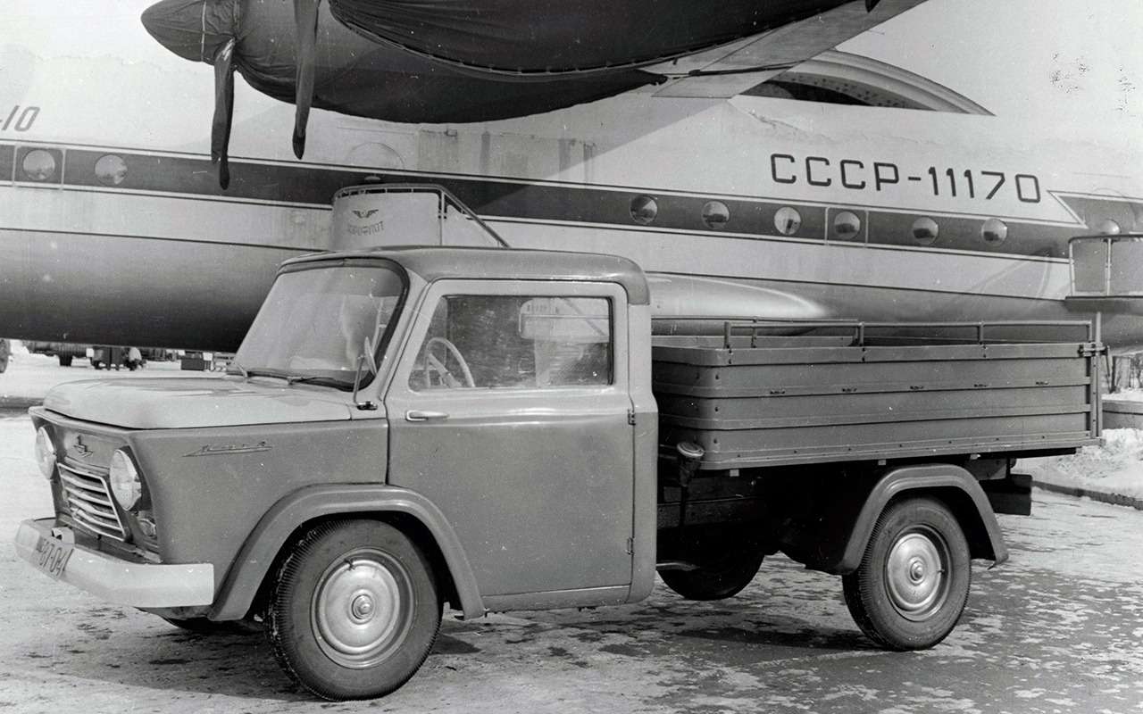 Автомобиль-фургон (КМЗ-4723)