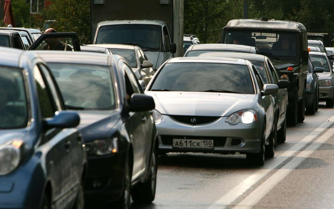 Сплошная или двойная сплошная – за пересечение какой наказывают строже