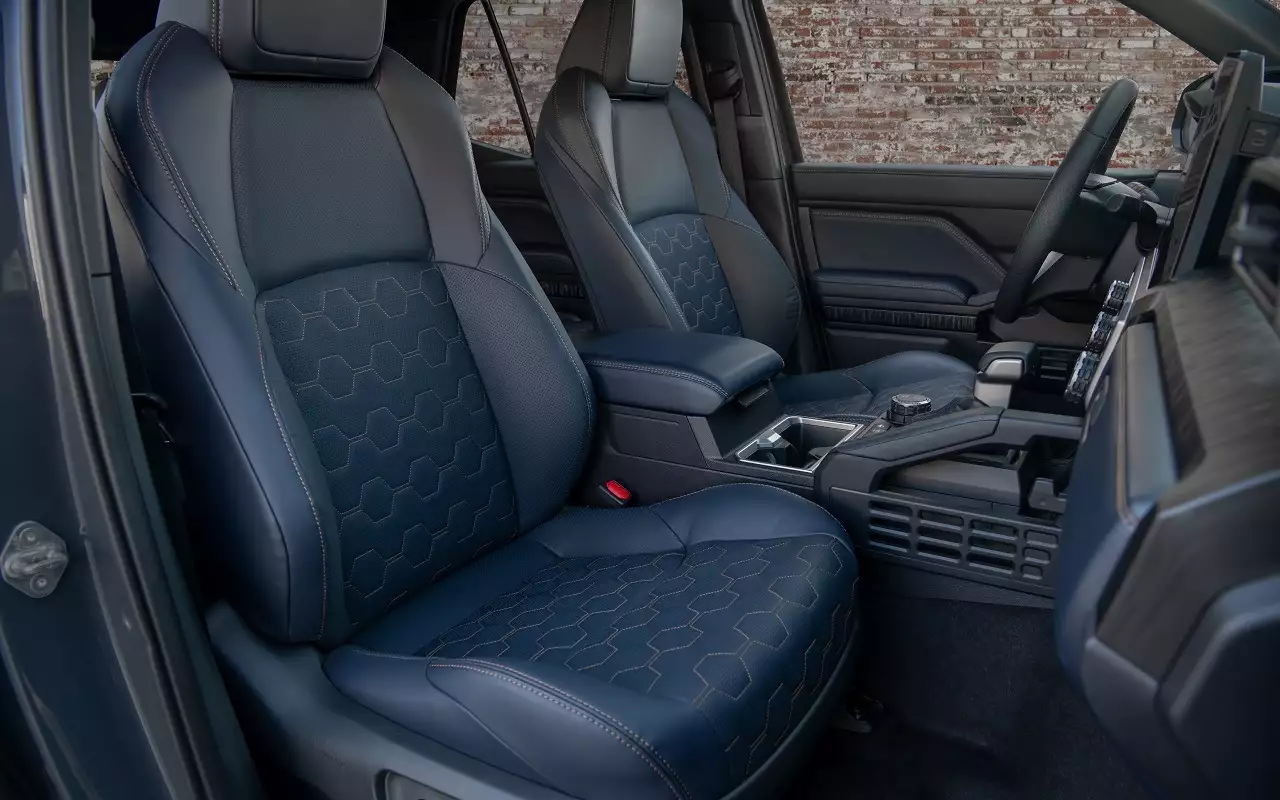 Интерьер Toyota 4Runner