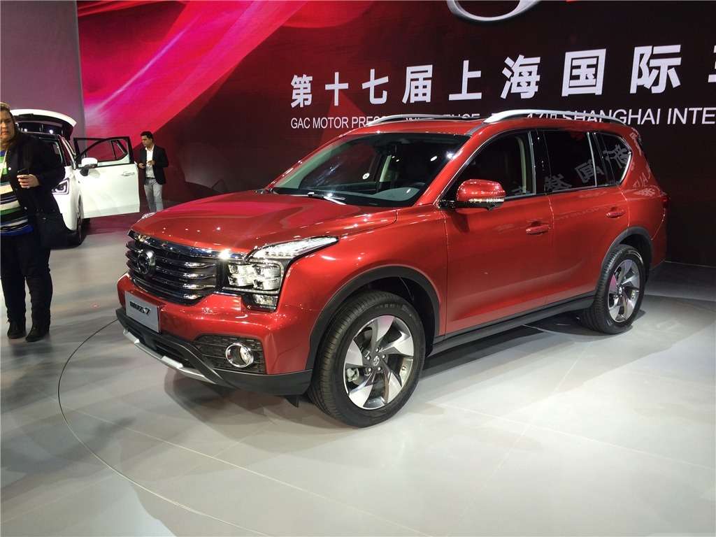 Китай авторус. Кроссовер GAC Trumpchi gs7. Новый китайский джип gs7. GS 7 машина Китай. GAC Trumpchi gs7 китайский автомобиль.