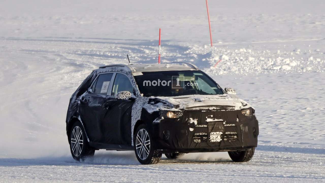 Привет с Севера: кроссовер Kia Stonic в боевой готовности