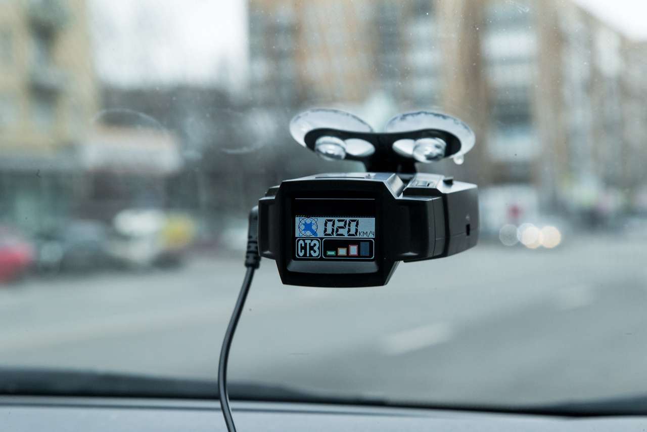 В Европу с радар-детектором? Можно угодить в тюрьму!