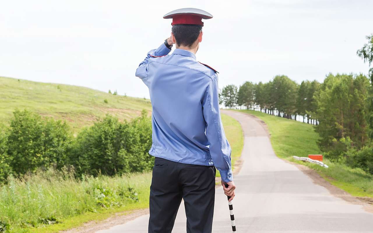 Пьяный депутат на мопеде дважды попал в руки гаишников