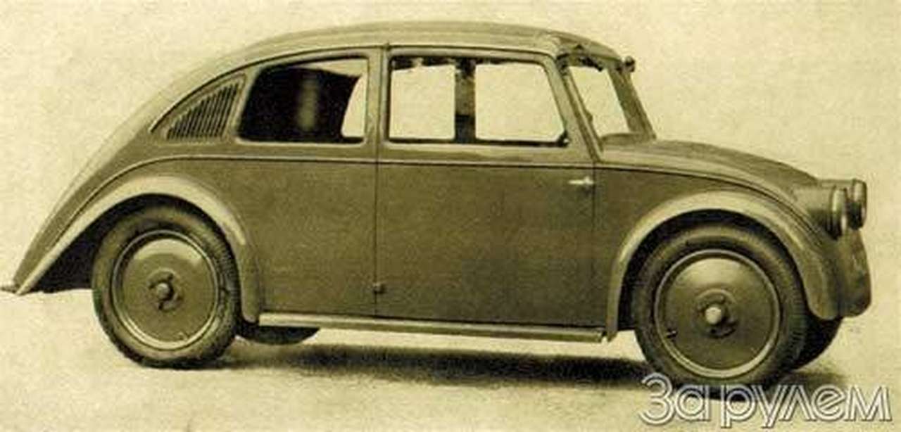 Портрет на фоне семейства