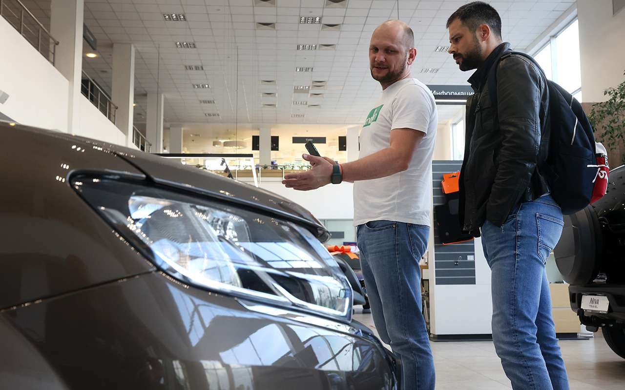 Названы 4 способа обмана в автосалонах