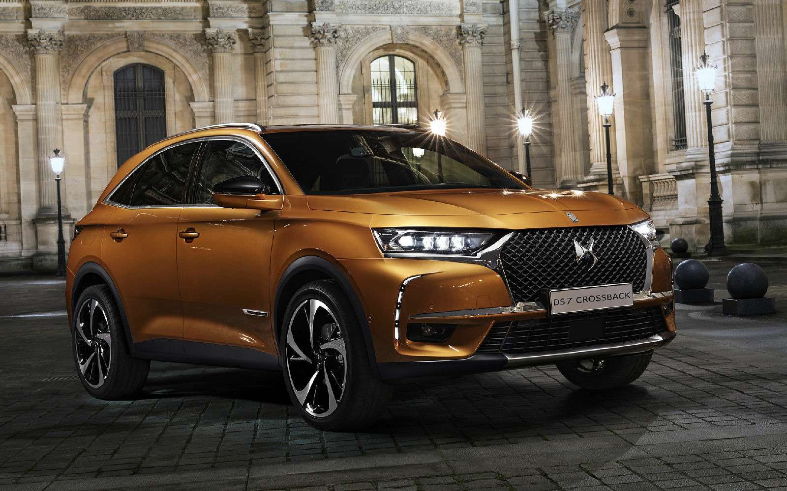 Кроссовер DS 7 Crossback: французский премиум