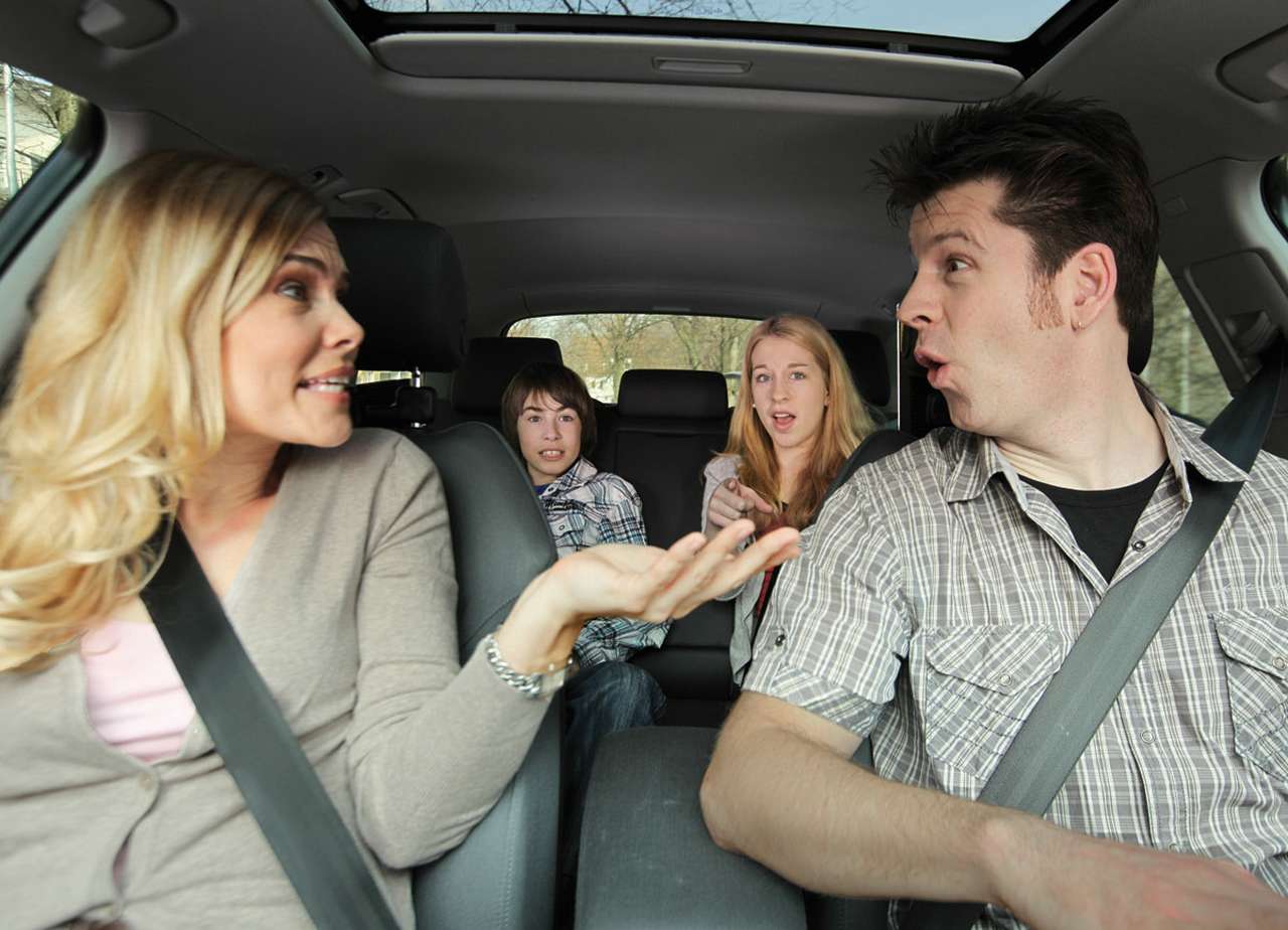 Немецкие дети считают, что их родители невнимательны за рулем 