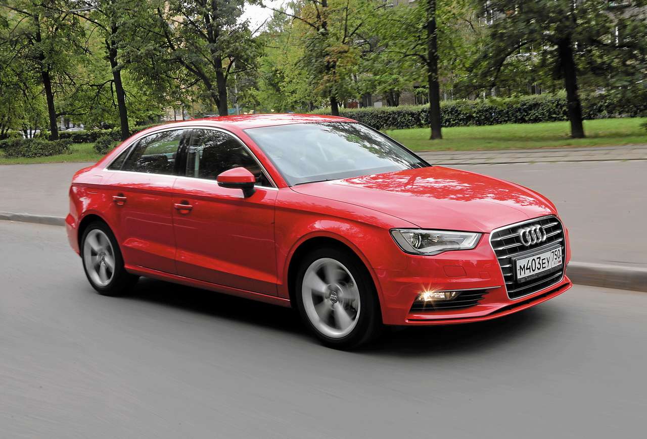 Audi A3 Sedan 1.8 TFSI, S tronic Ambition + опции: 1 321 000 руб.