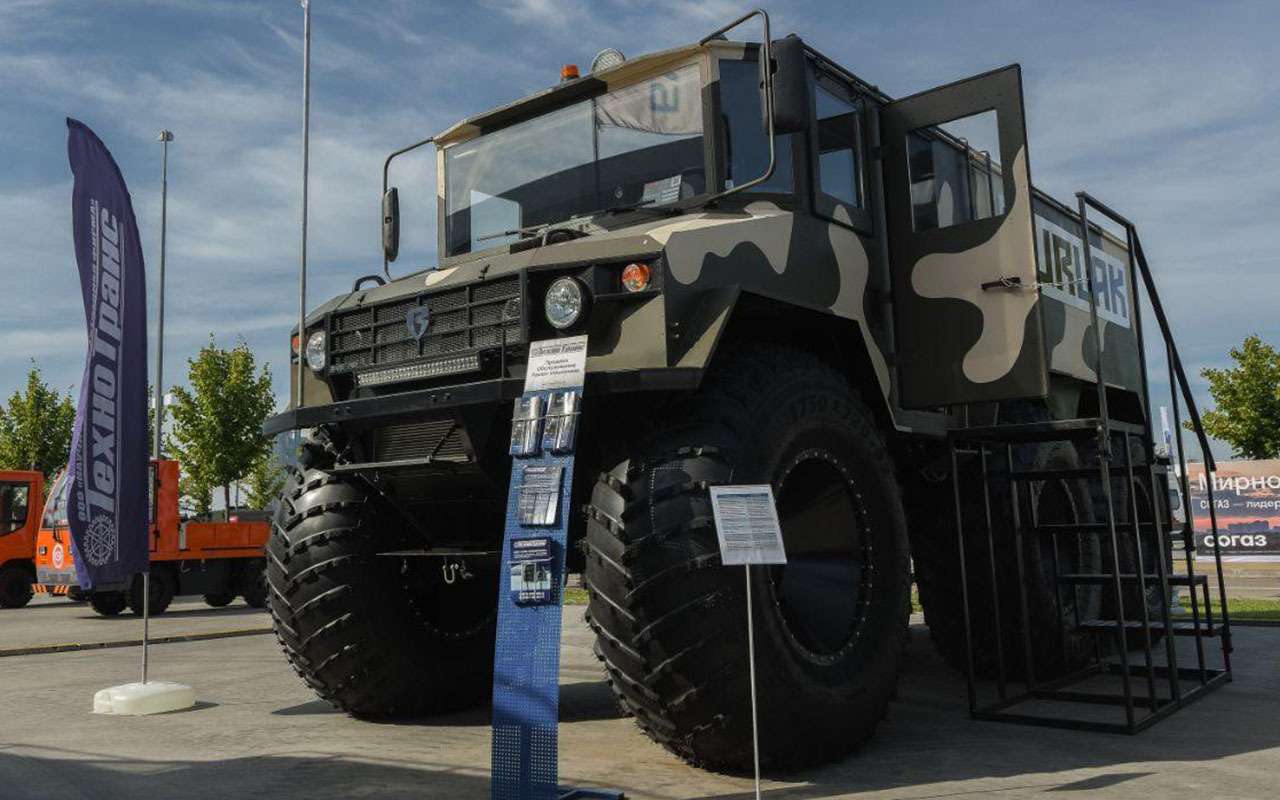 «Бурлаки»: в камуфляже и полной боевой готовности