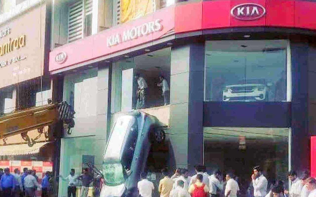 Вертикальный краш-тест Kia Seltos (случайно вышло)