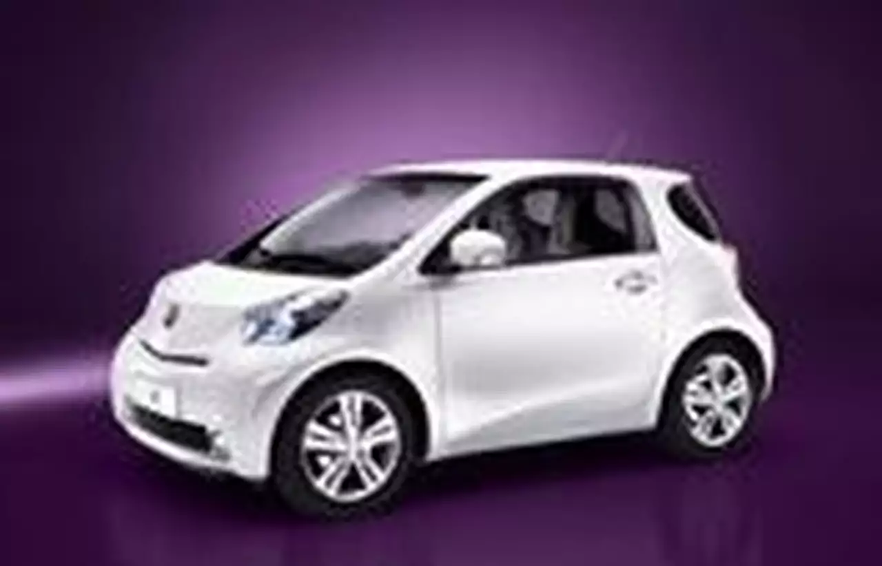 В России начались продажи Toyota iQ