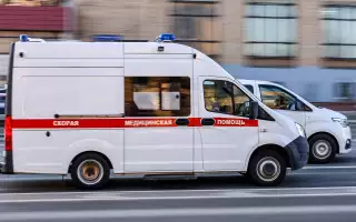 Уступая дорогу машине с мигалкой, нарушил ПДД — что за это будет? Разъяснения «За рулем»