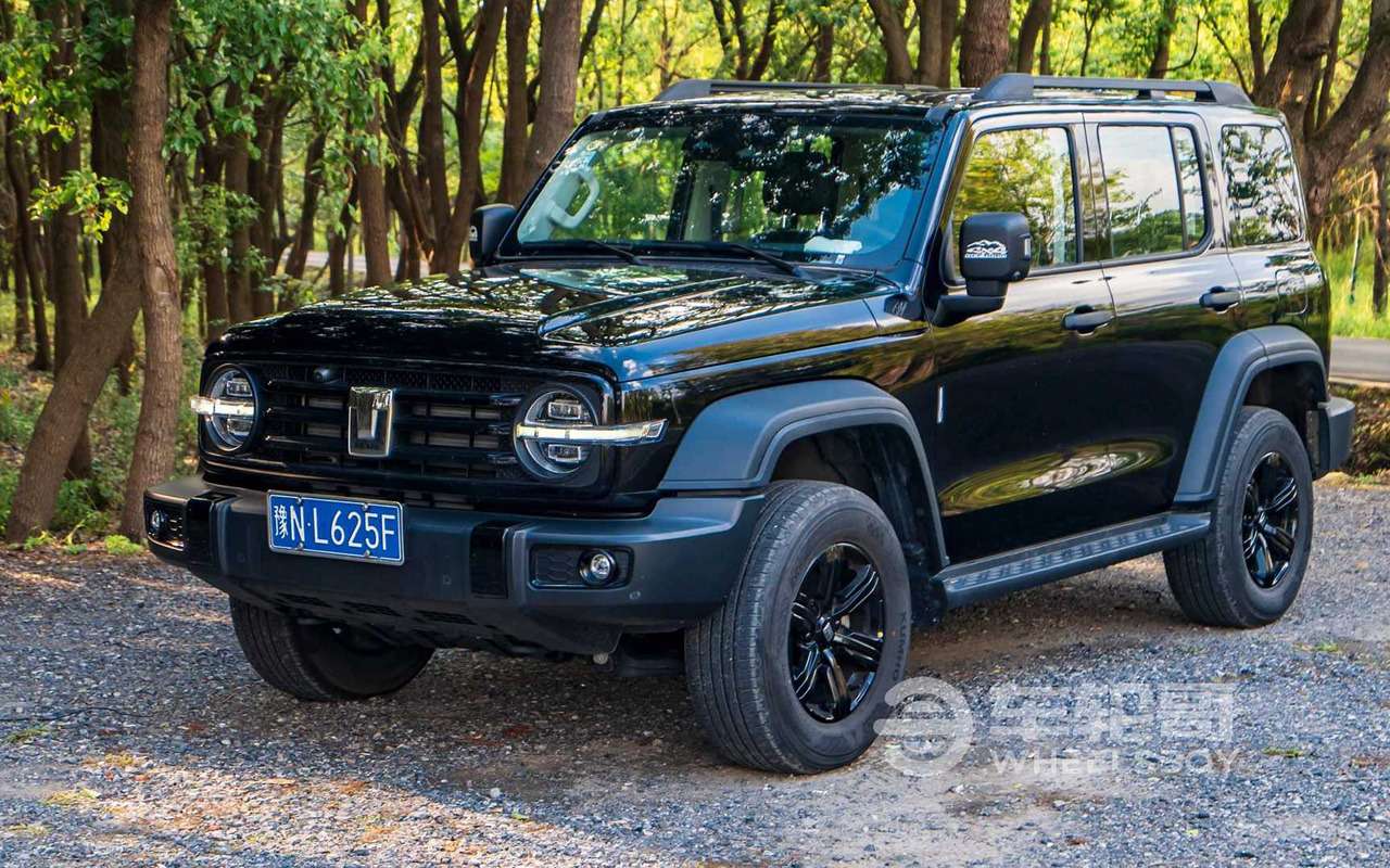 Tank 300 назвали помесью Wrangler и УАЗа