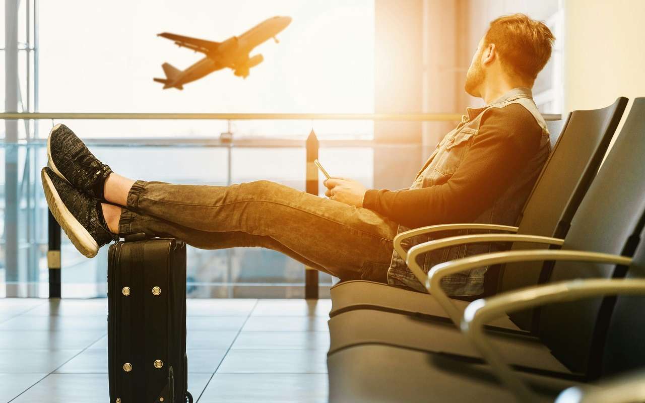 Пора паковать чемоданы: туроператоры назвали эти страны самыми популярными