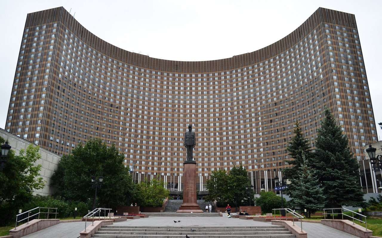 Вспомните историю зарождения российского туризма в новом фильме-исследовании