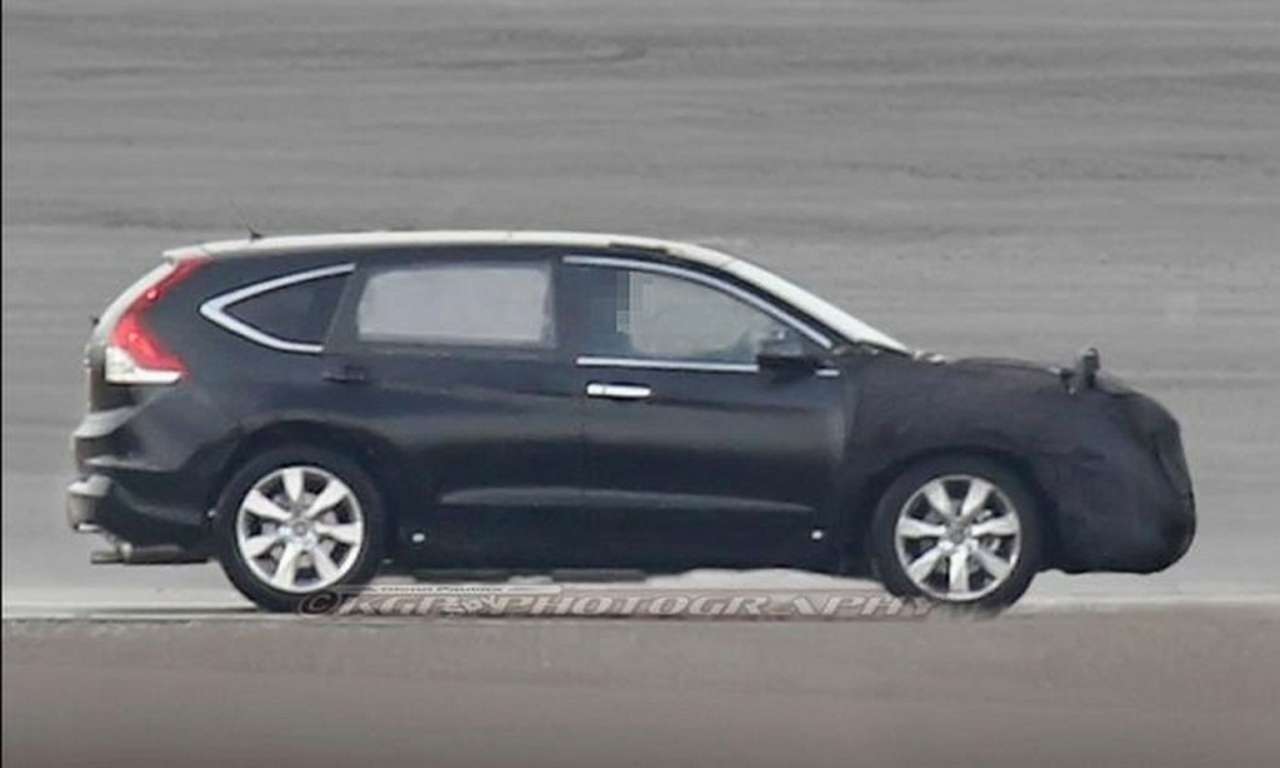 Honda CR-V растет в длину по просьбам индийцев