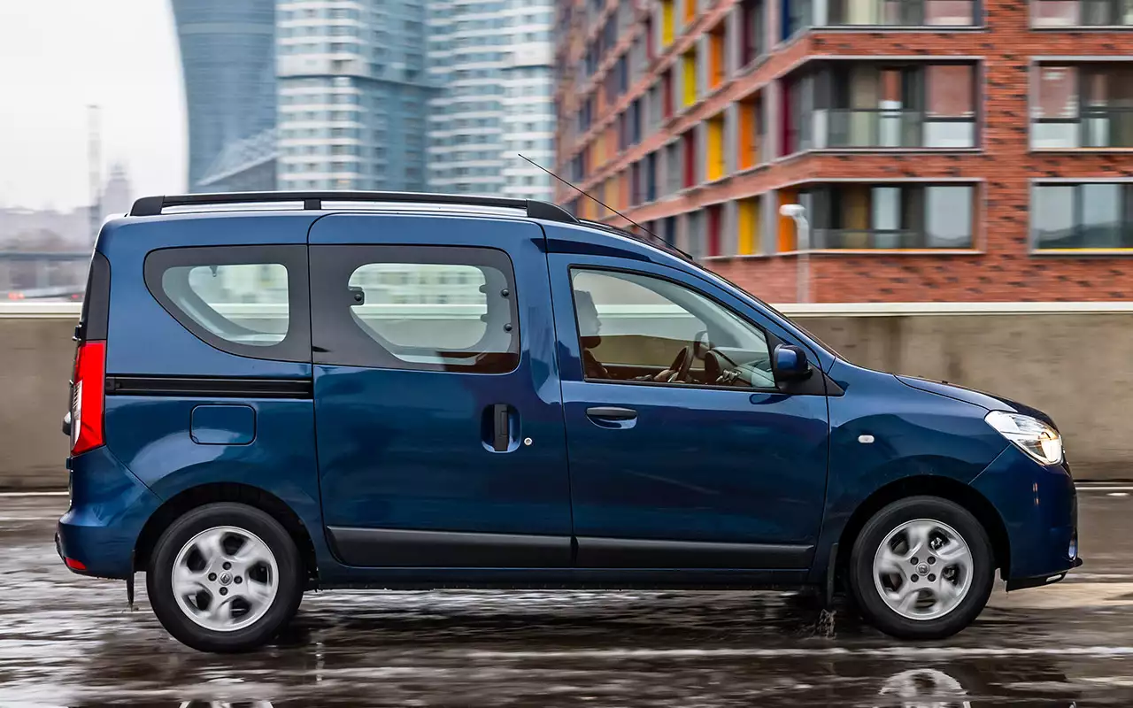 Nissan каблучок