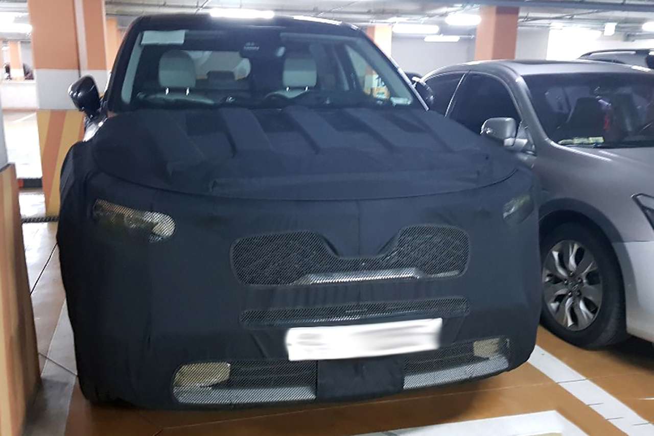 Новый Kia Sorento: первые фото и информация