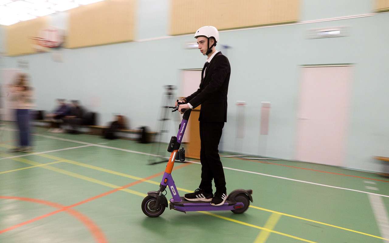 Детей научат безопасно ездить на электросамокатах