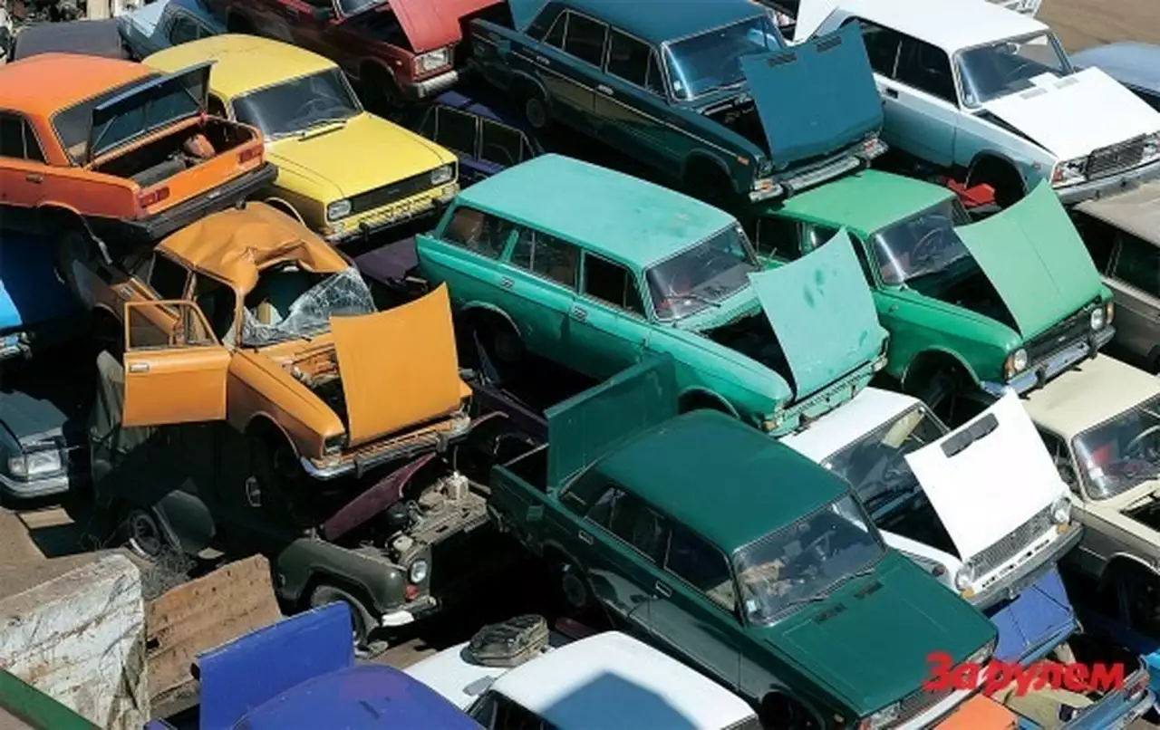 Стало известно, сколько в России заводов по переработке автохлама