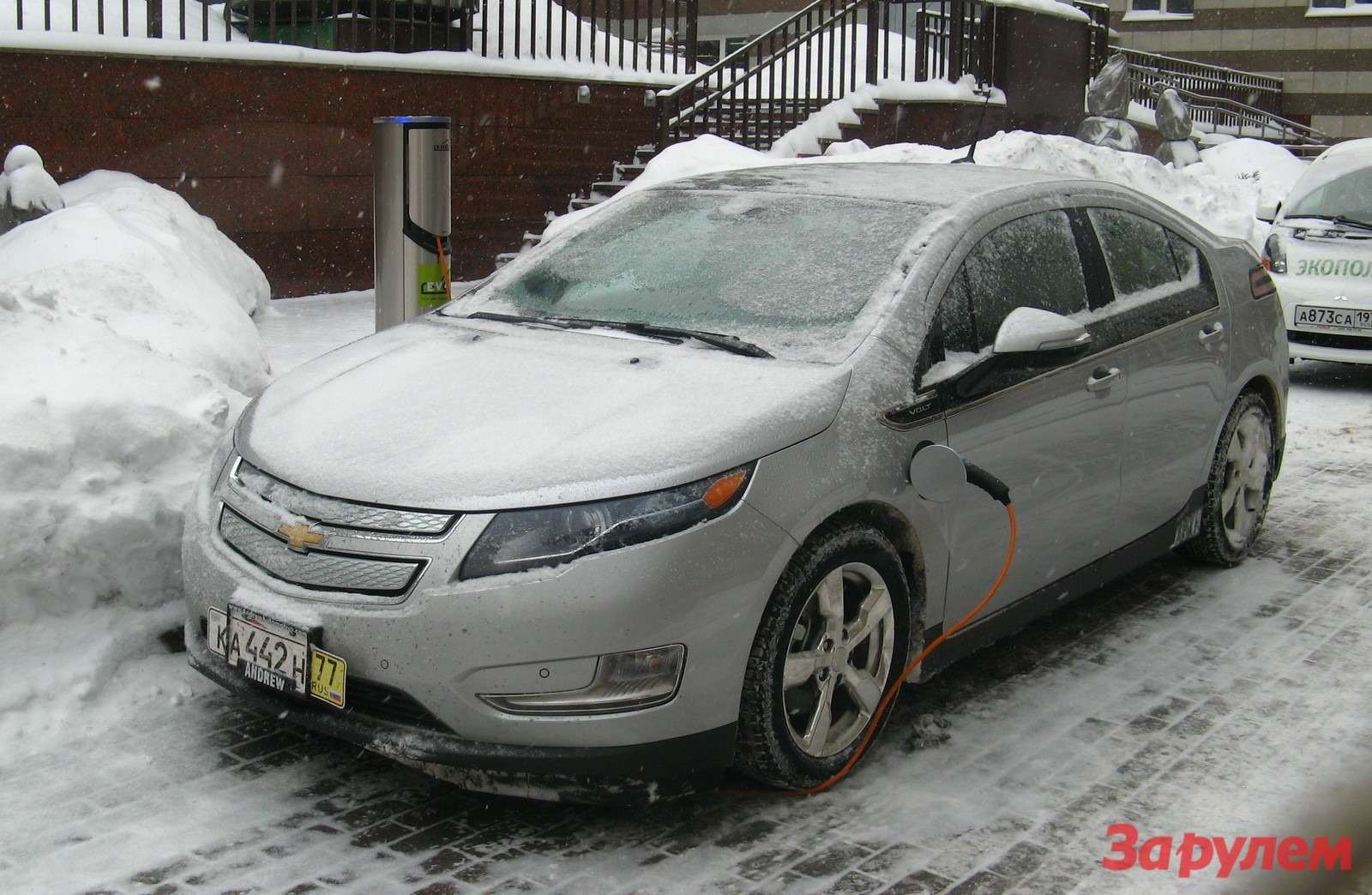 Тест-драйвы Chevrolet Volt (Шевроле Вольт) от «За рулем»