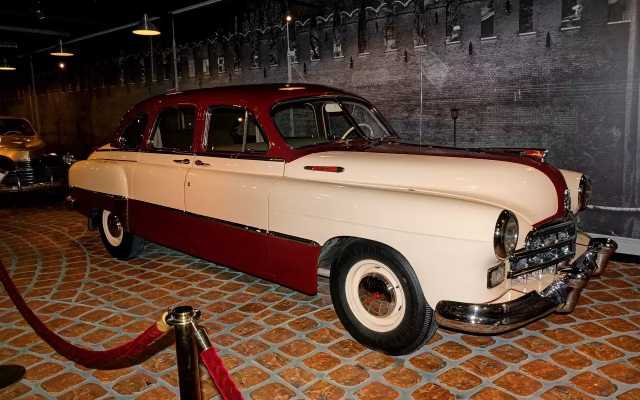 ЗИМ (ГАЗ‑12)