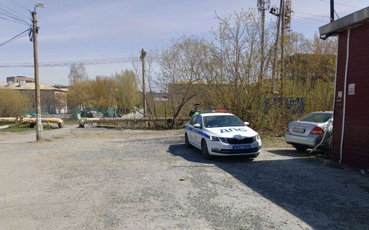 В Сибири женщина по нелепой случайности насмерть переехала мужа