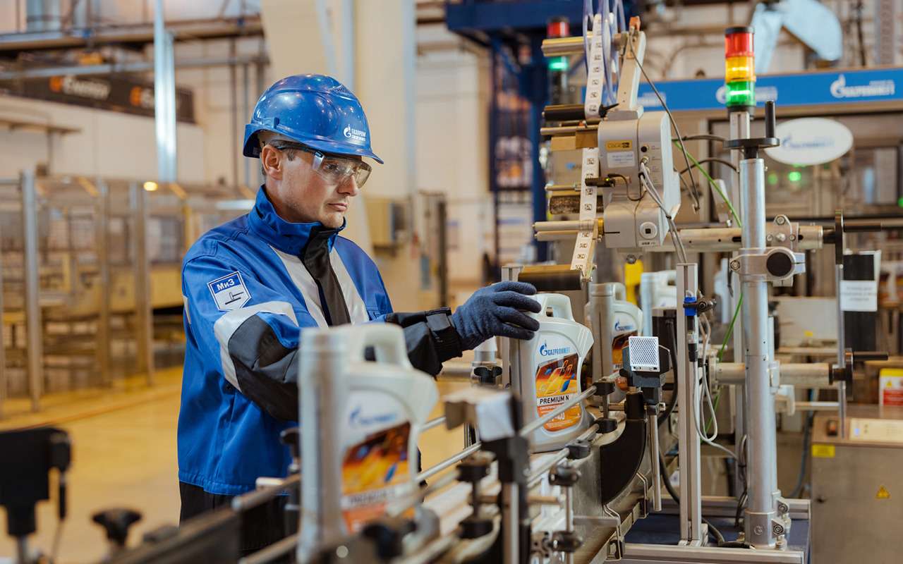 17 продуктов «Газпром нефти» вошли в рейтинг лучших товаров России