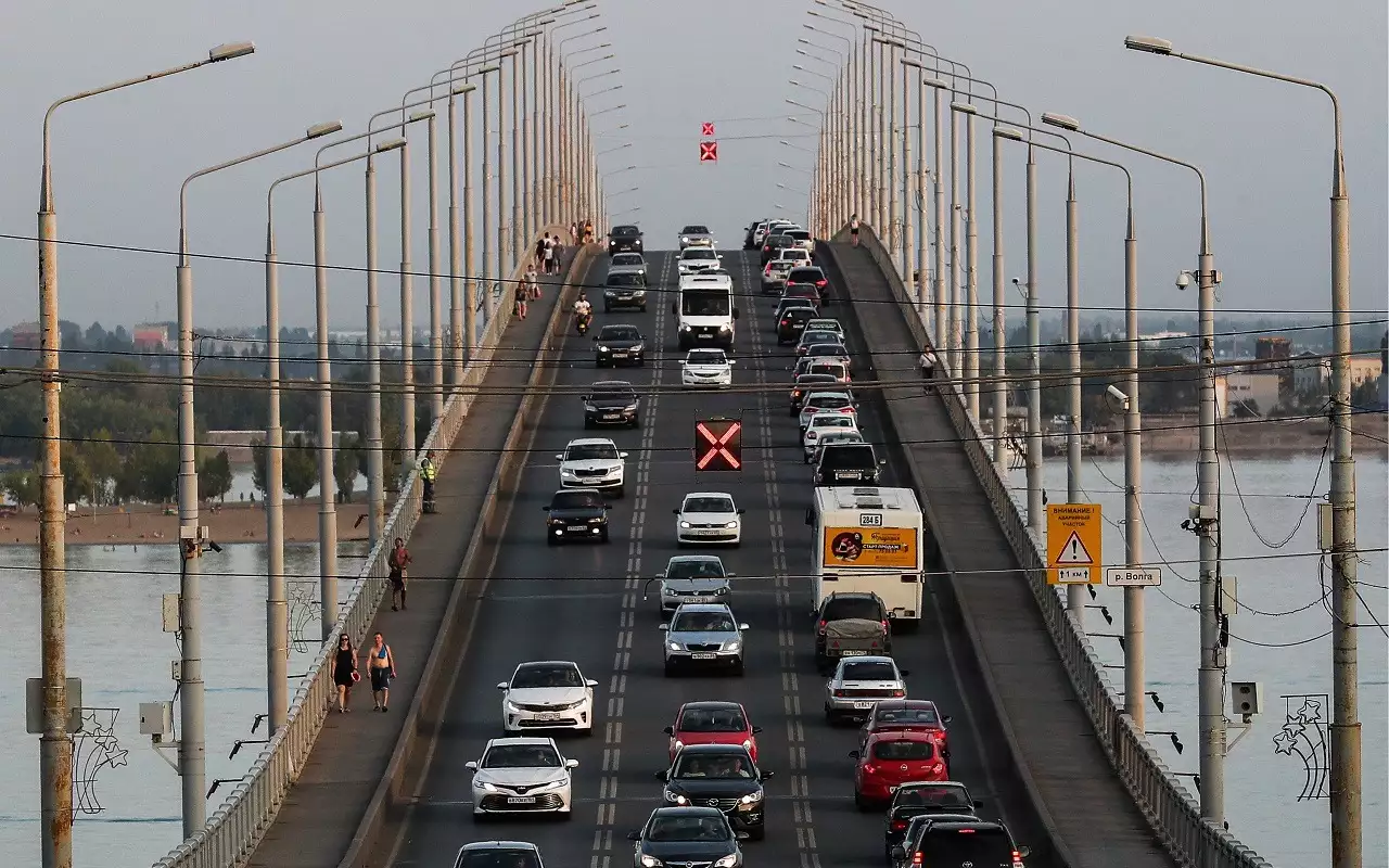 Самые массовые машины в РФ — угадаете тройку лидеров?