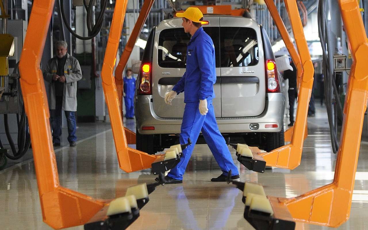 АВТОВАЗ продлил простой сборочных линий
