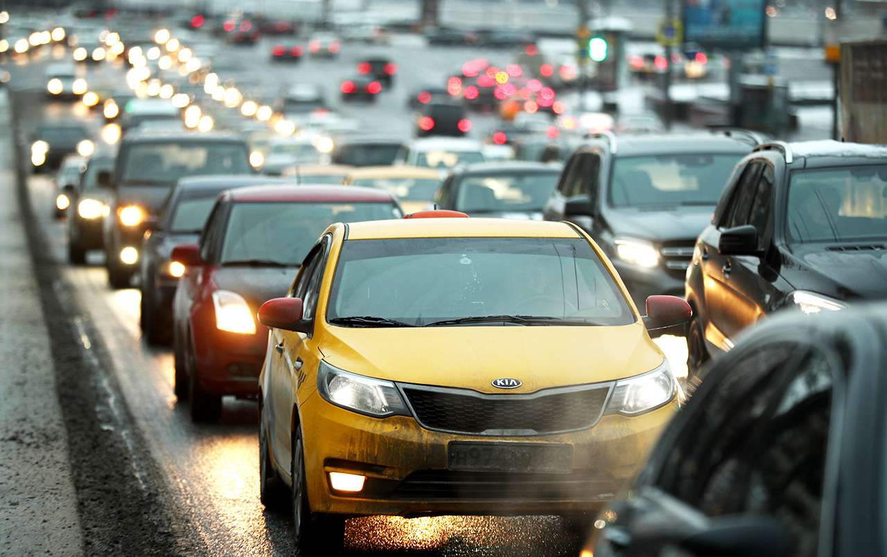 Яндекс рассказал о самых загазованных районах Москвы и Питера. И самых чистых