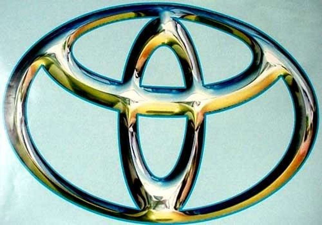 Toyota устанавливает финансовый рекорд