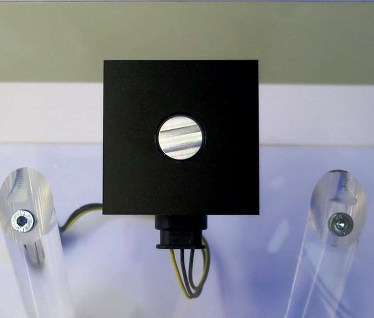 Hella создает интеллектуальную систему, сообщающую о повреждении кузова