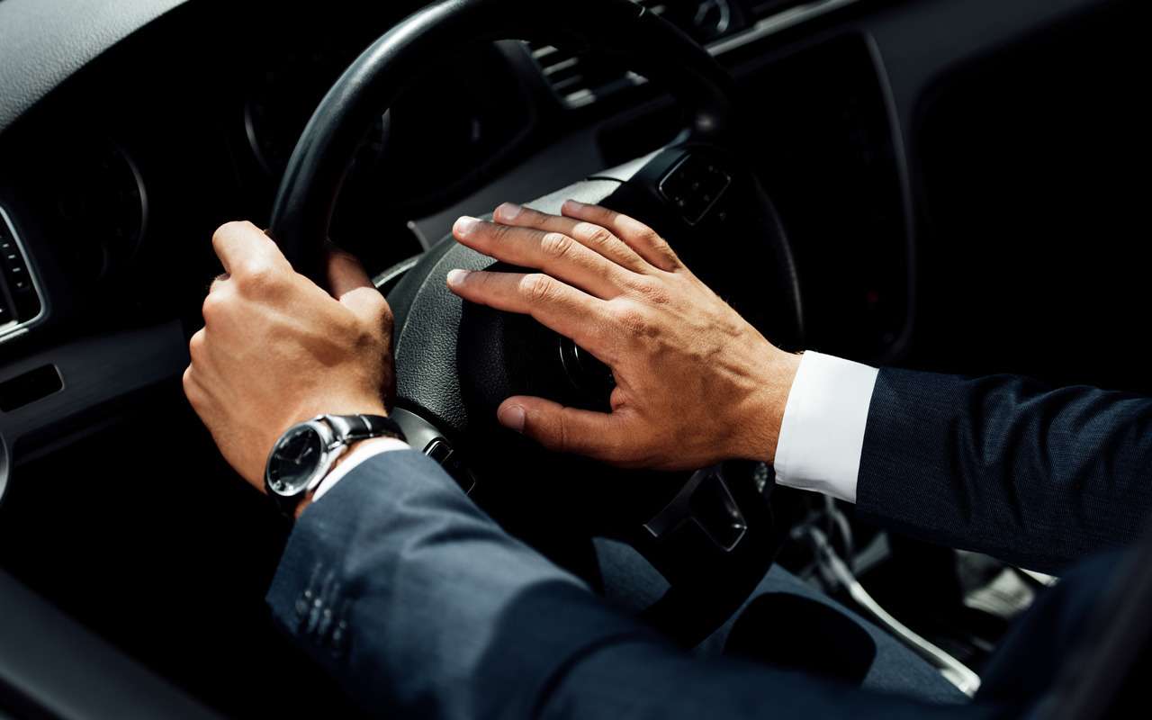 Эксперт назвал недооцененную опасность за рулем