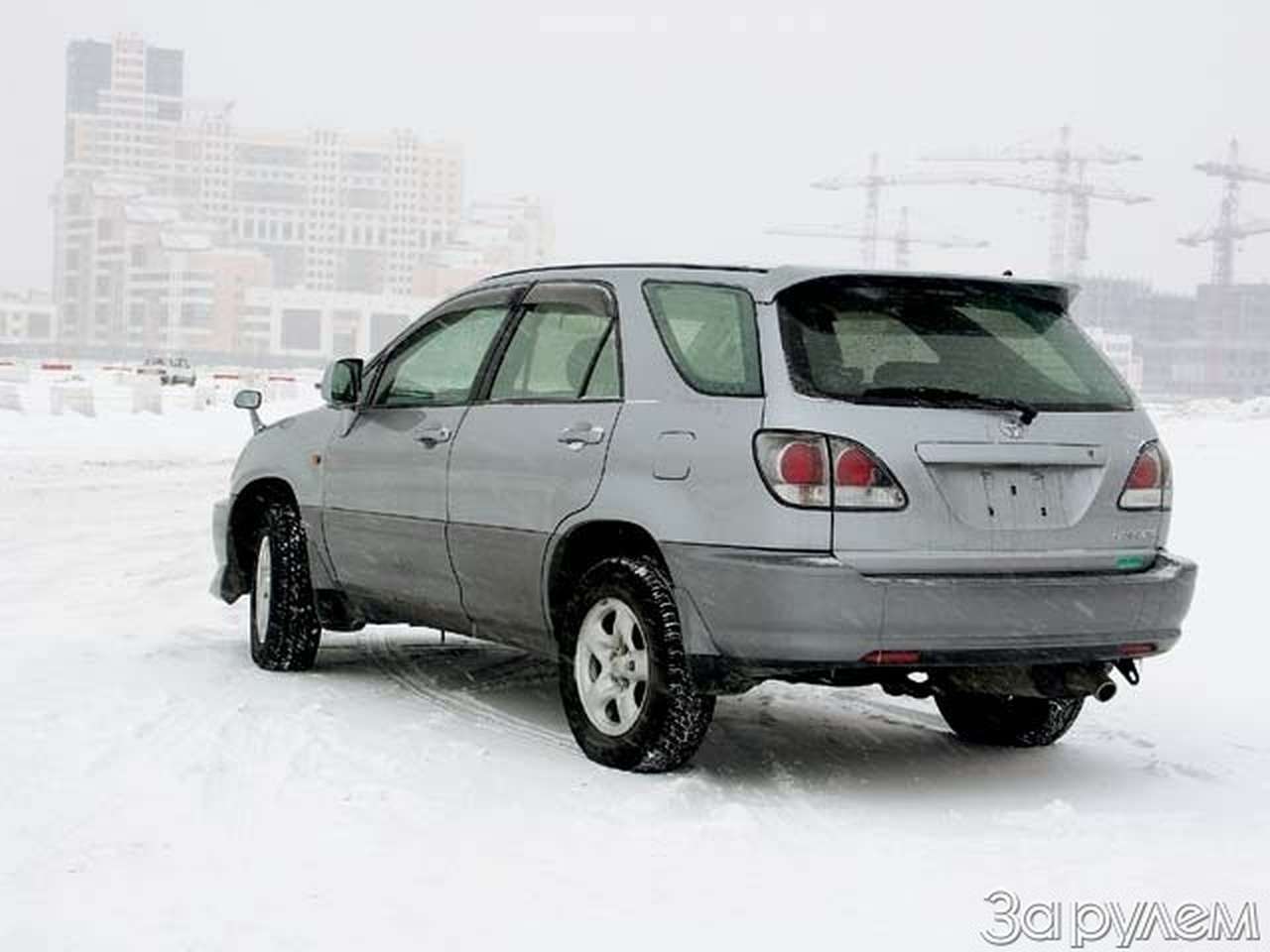 ПРАВЫЙ РУЛЬ: Toyota Harrier. Гончая