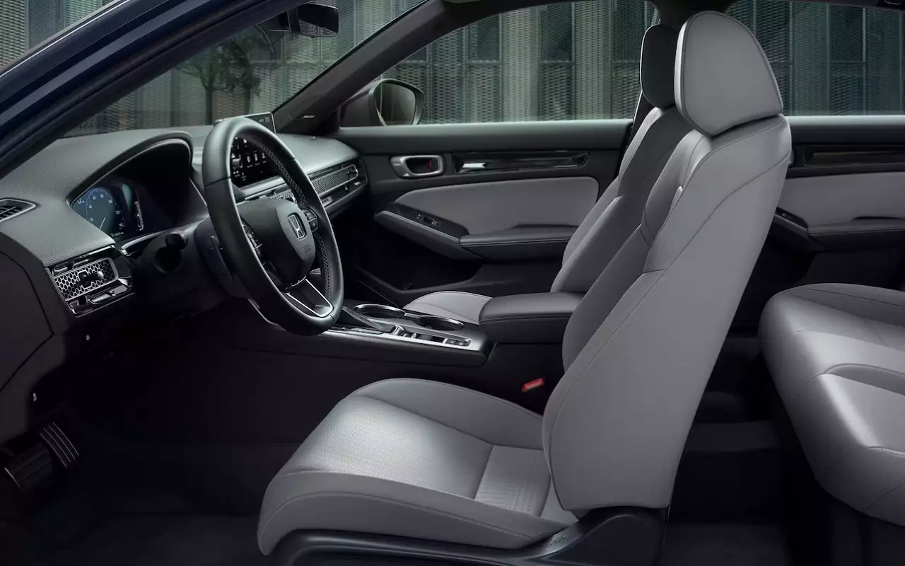 Интерьер Honda Civic