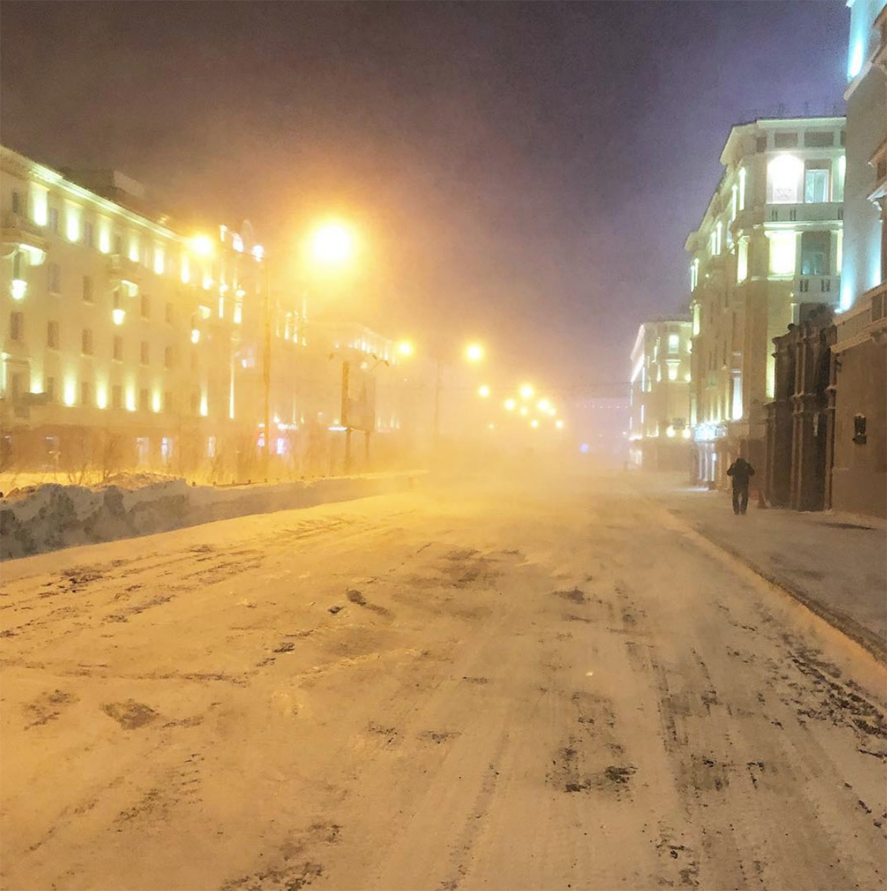 Норильск пурга. Норильск вьюга. Норильск черная Пурга. Чёрная Пурга в Норильске 2021. Норильск метель.