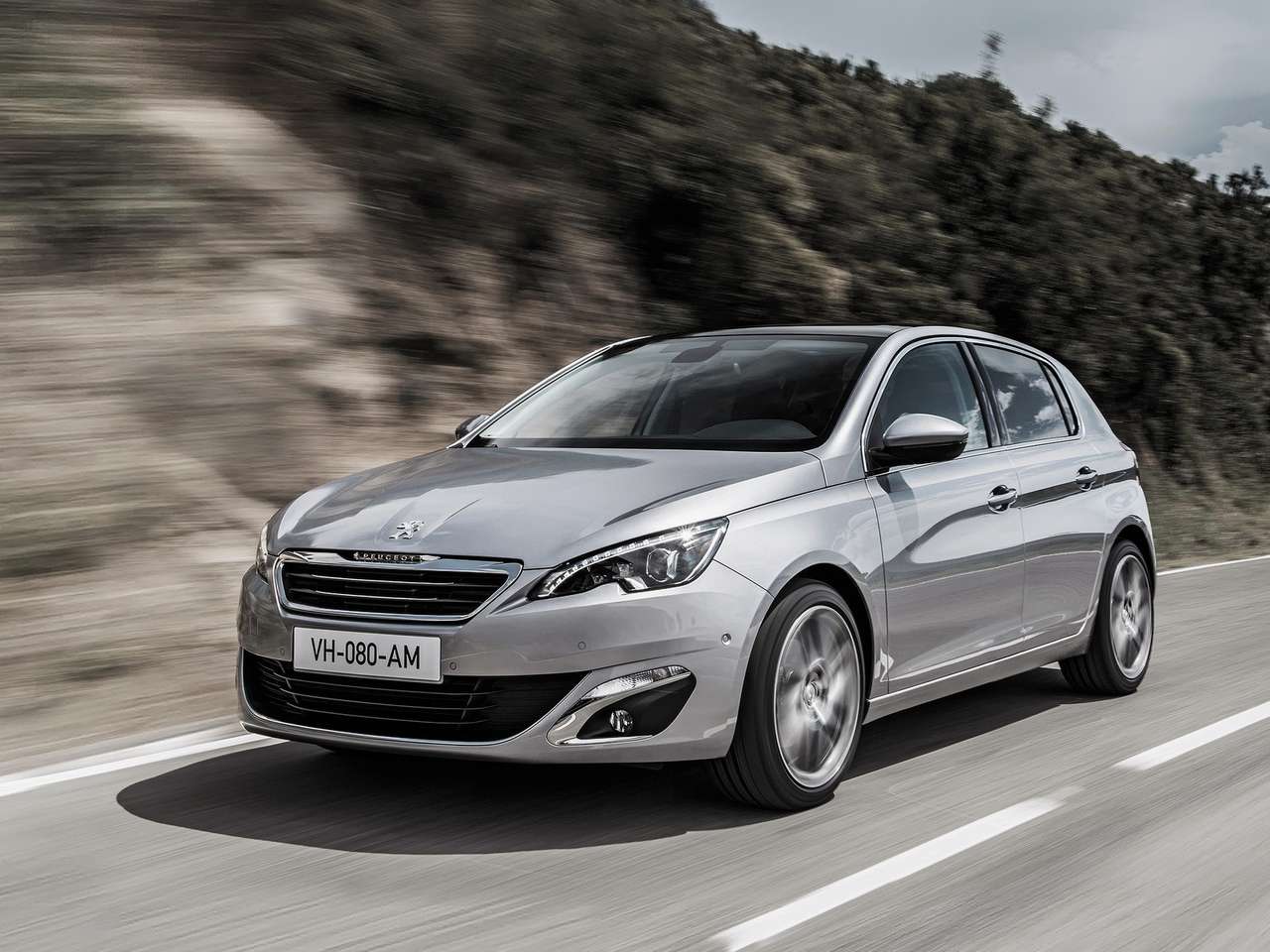 Peugeot 308: скоро 
в продаже