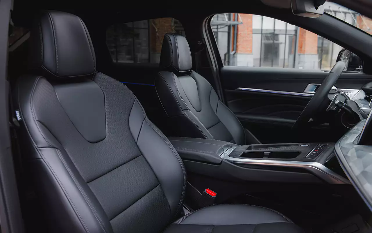 Интерьер Haval F7x 2025