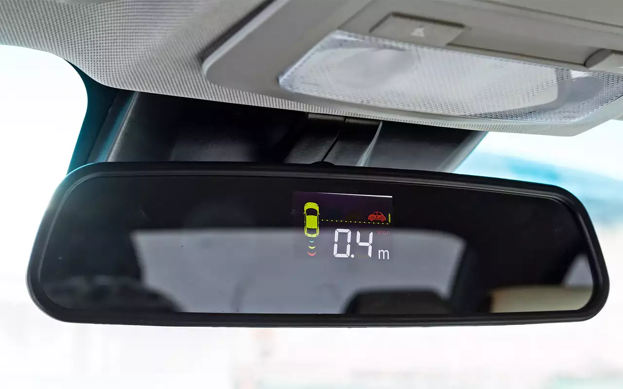 Устанавливаем парктроник: глаза на затылке