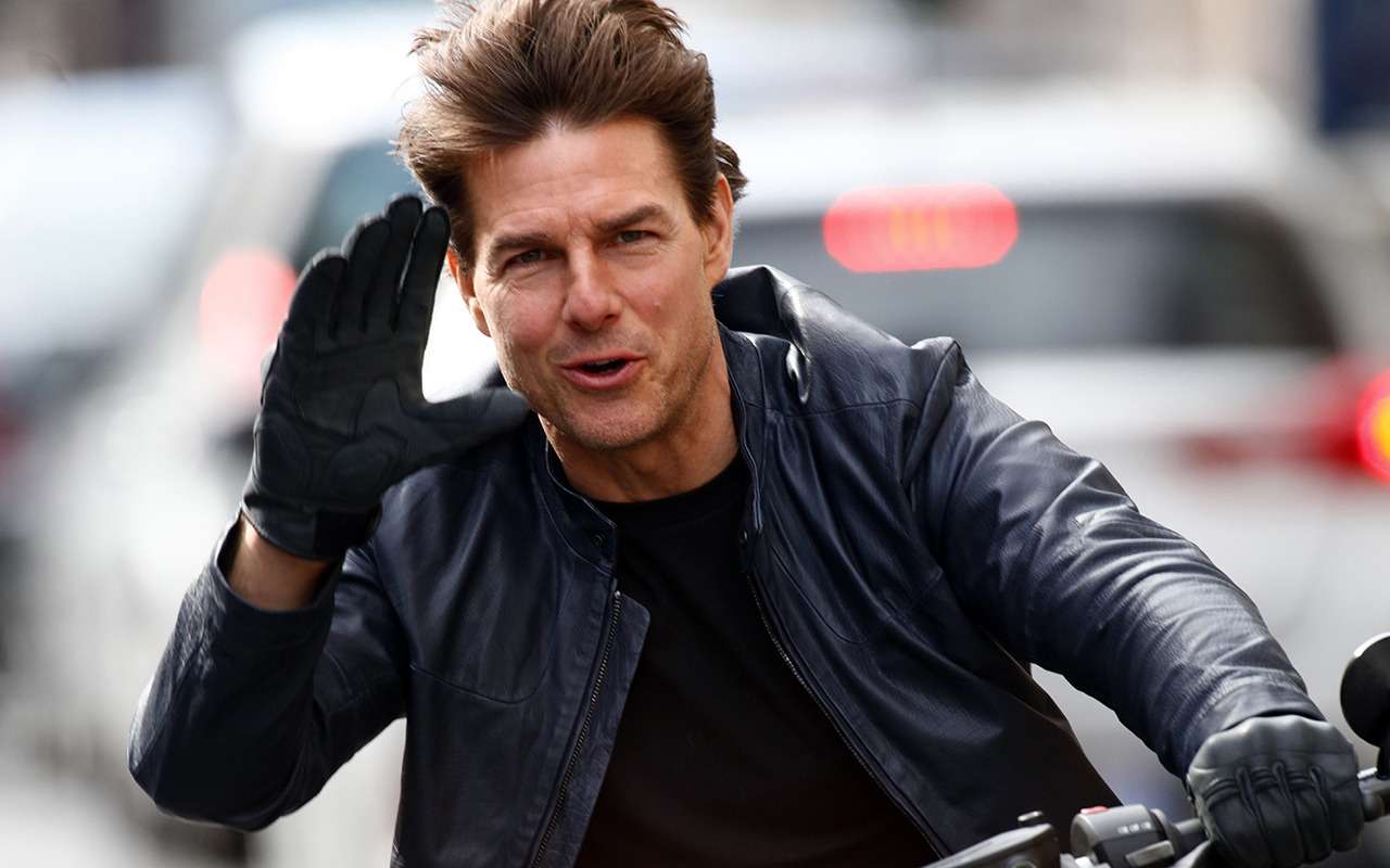 Том Круз оседлал самый быстрый в мире мотоцикл