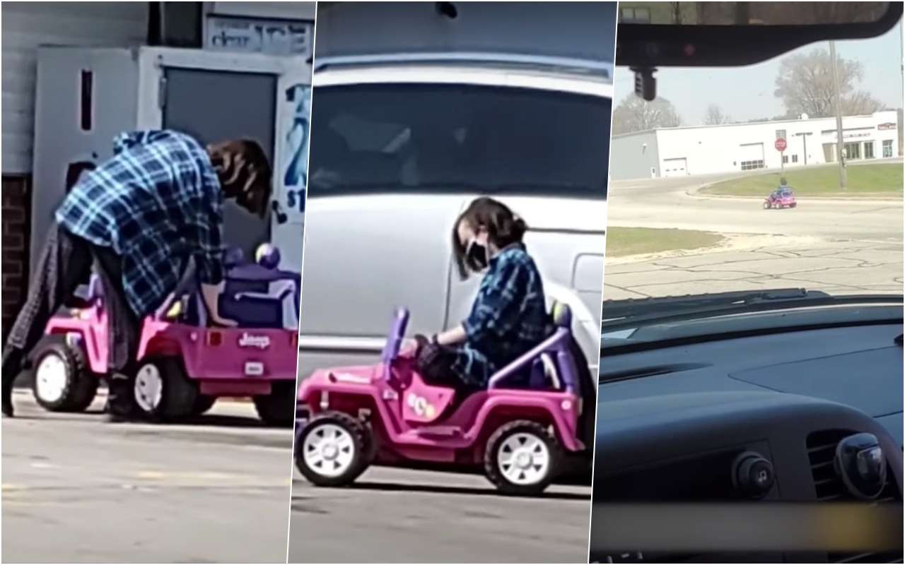 Мама приехала за продуктами на бэби-мобиле (так можно было?)