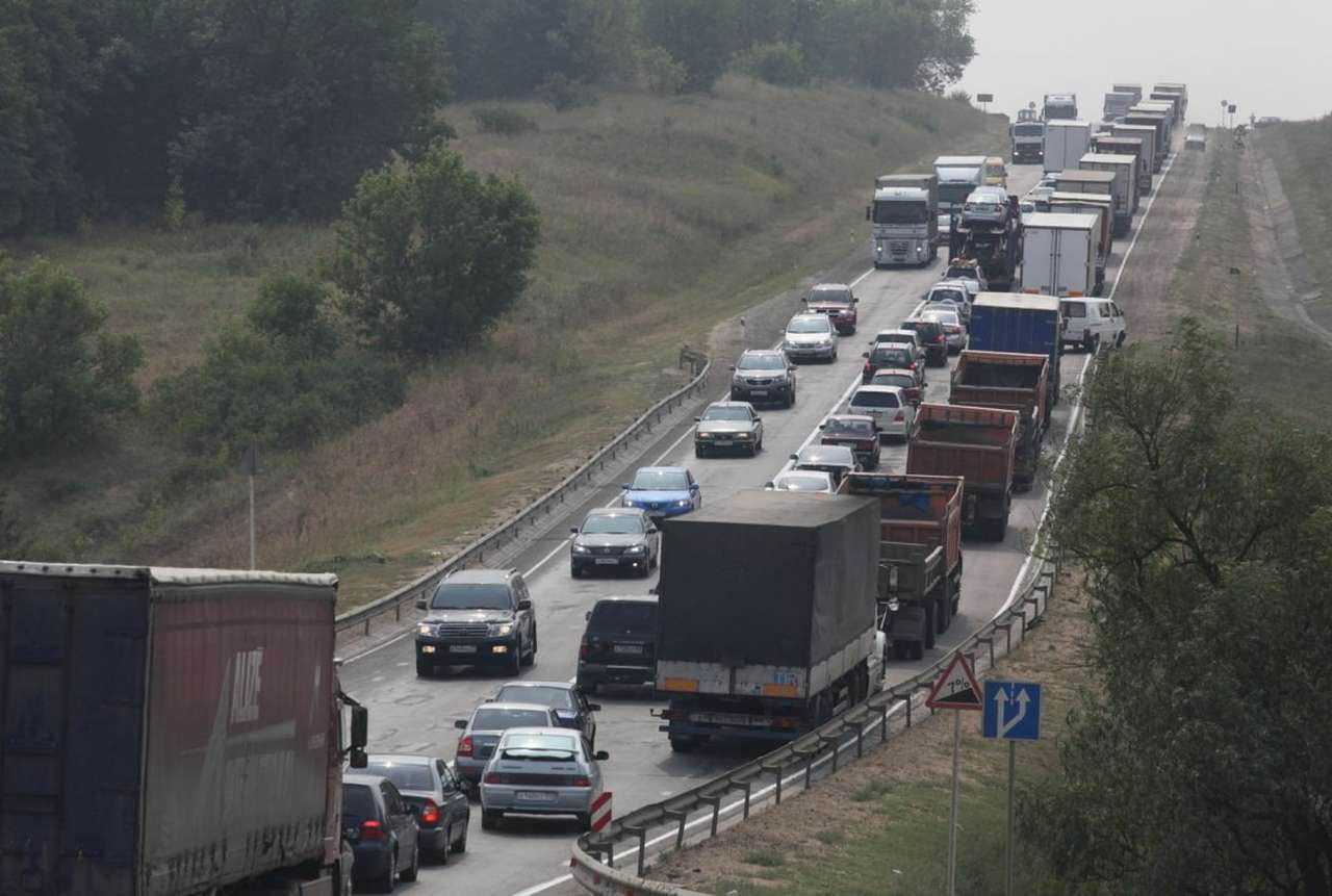 Большегрузам разрешат ездить по федеральным трассам только за деньги