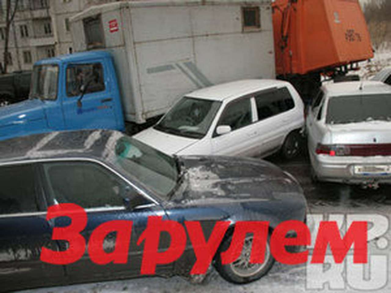 Под Красноярском произошла серия  ДТП с 43 автомобилями