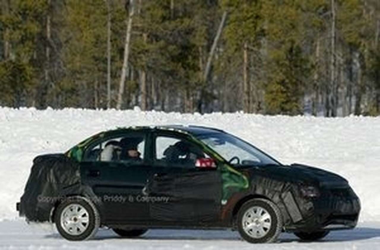 Новый Hyundai засветился перед фотографами