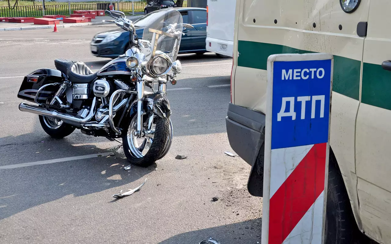 Стало известно, мотоциклисты с каким стажем чаще попадают в ДТП