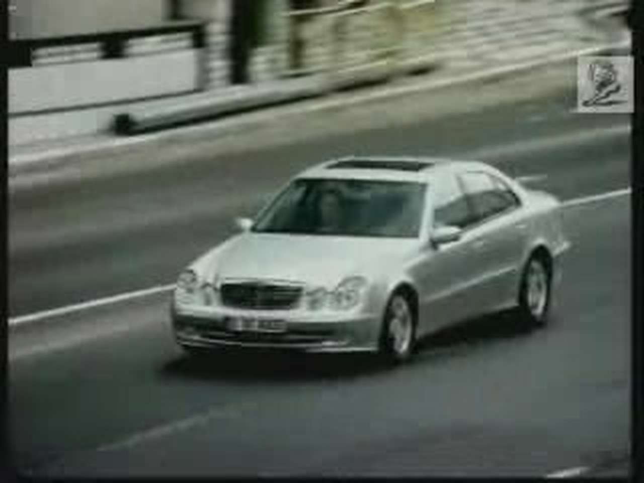 Видеоразборка Mercedes-Benz продолжается