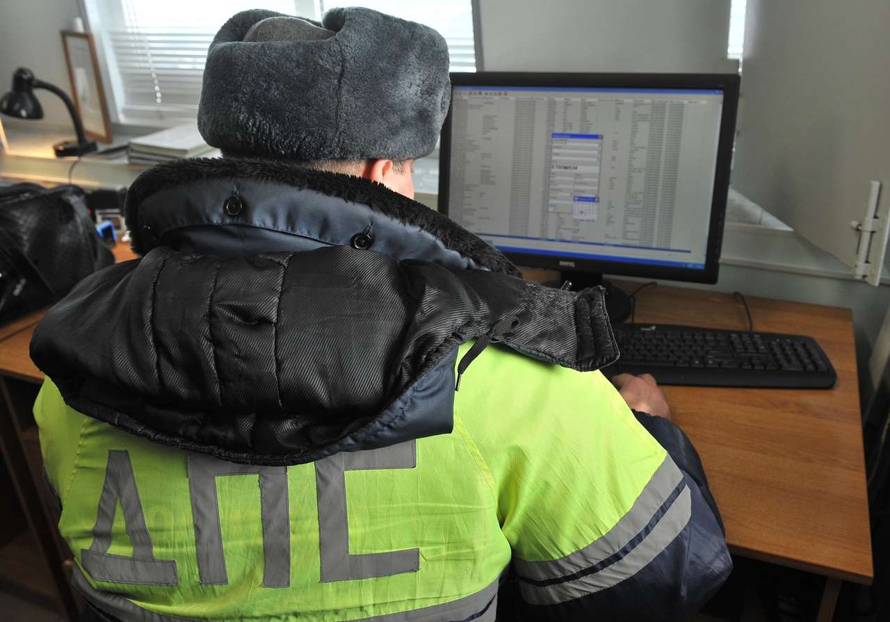 Самый популярный в Москве мобильный сервис — информация о штрафах ГИБДД по СМС