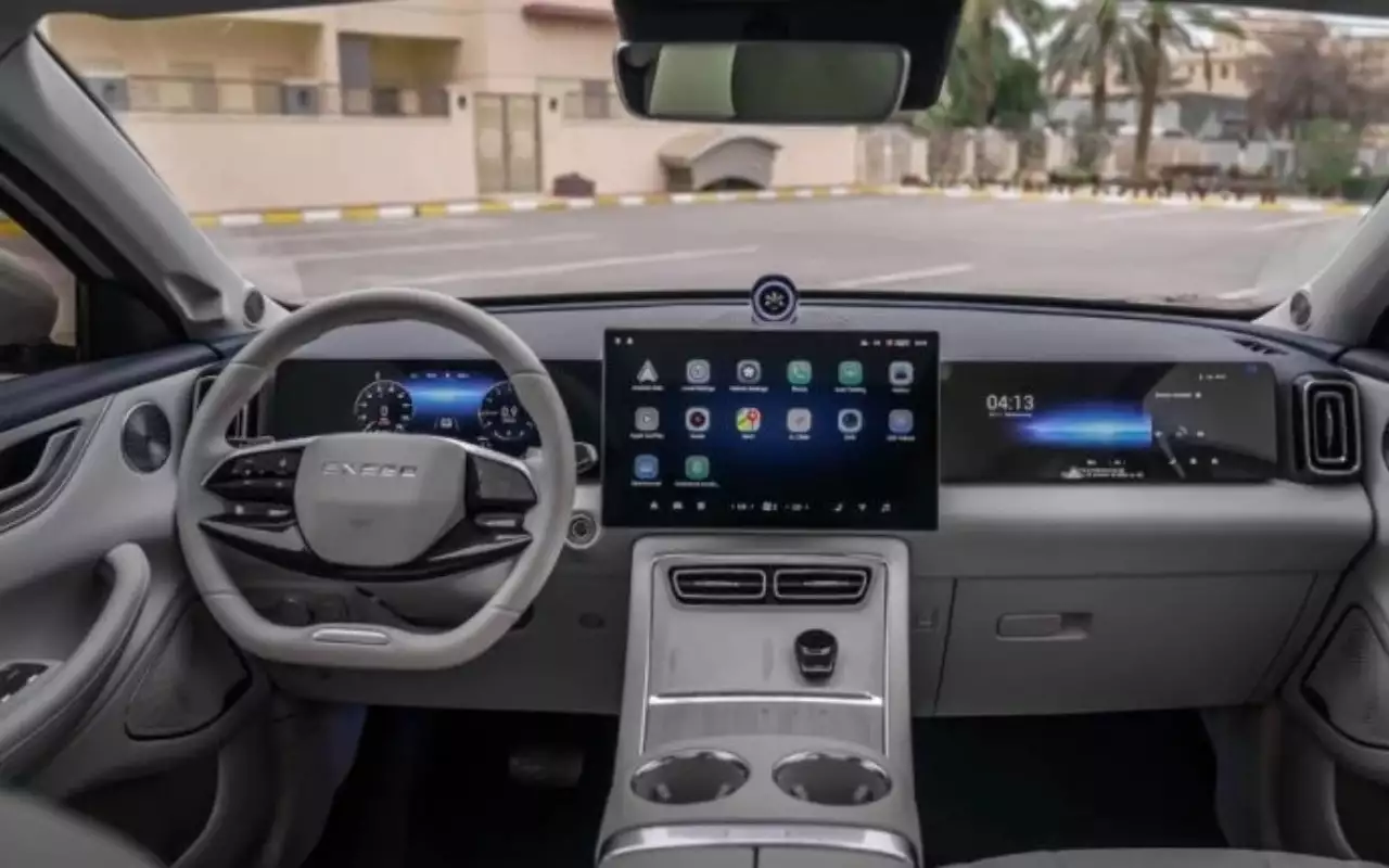 Полный привод, 200 л.с., интересное оснащение — новый кроссовер в РФ