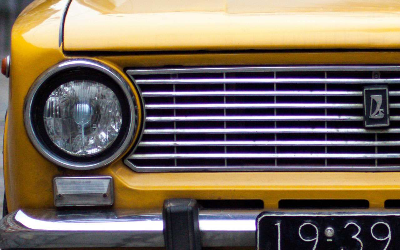 АВТОВАЗ запатентовал три названия для моделей. Все — странные